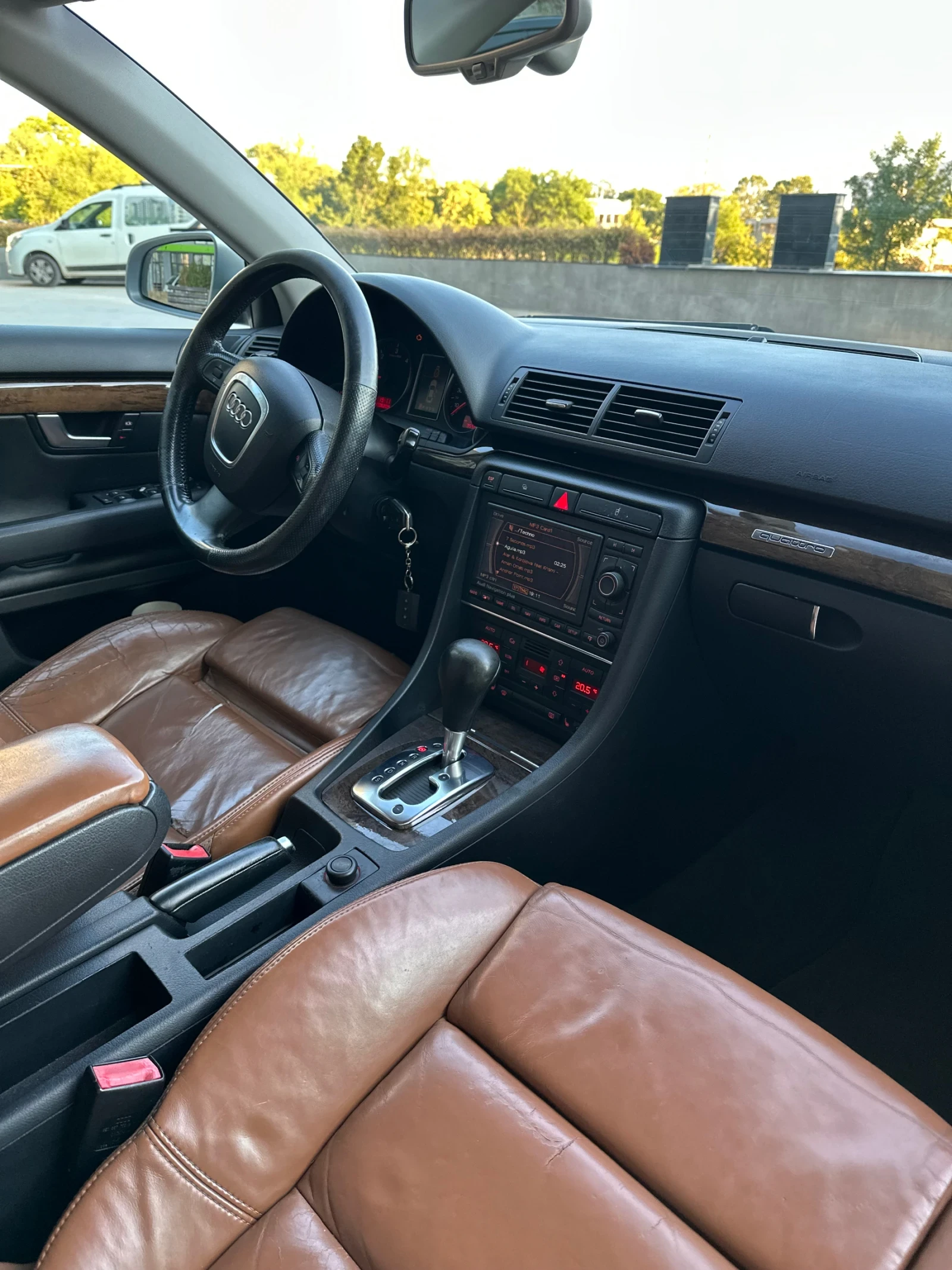 Audi A4, снимка 5 - Автомобили и джипове - 55695054