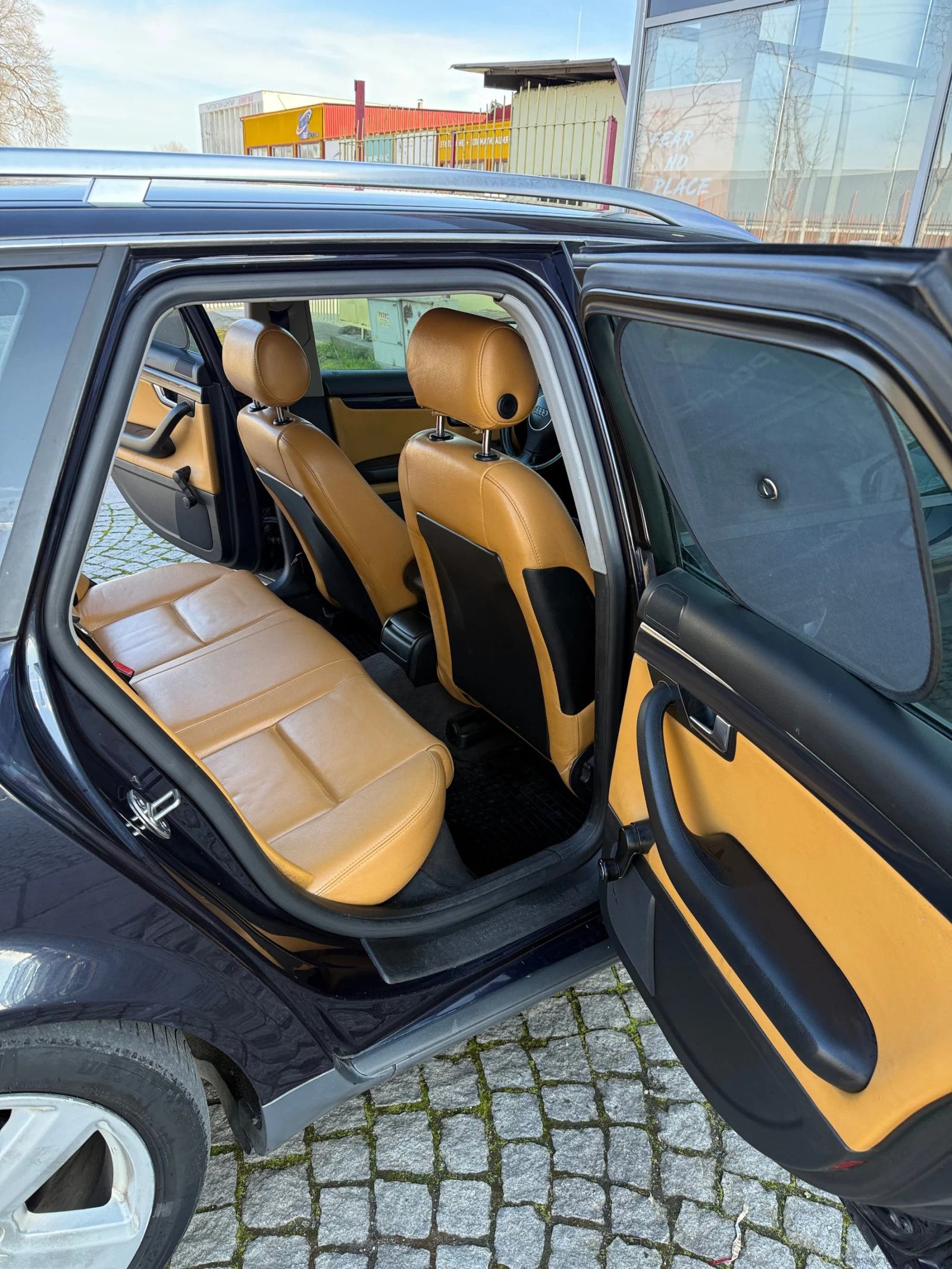 Audi A4 1.9 S-Line, снимка 11 - Автомобили и джипове - 55771920