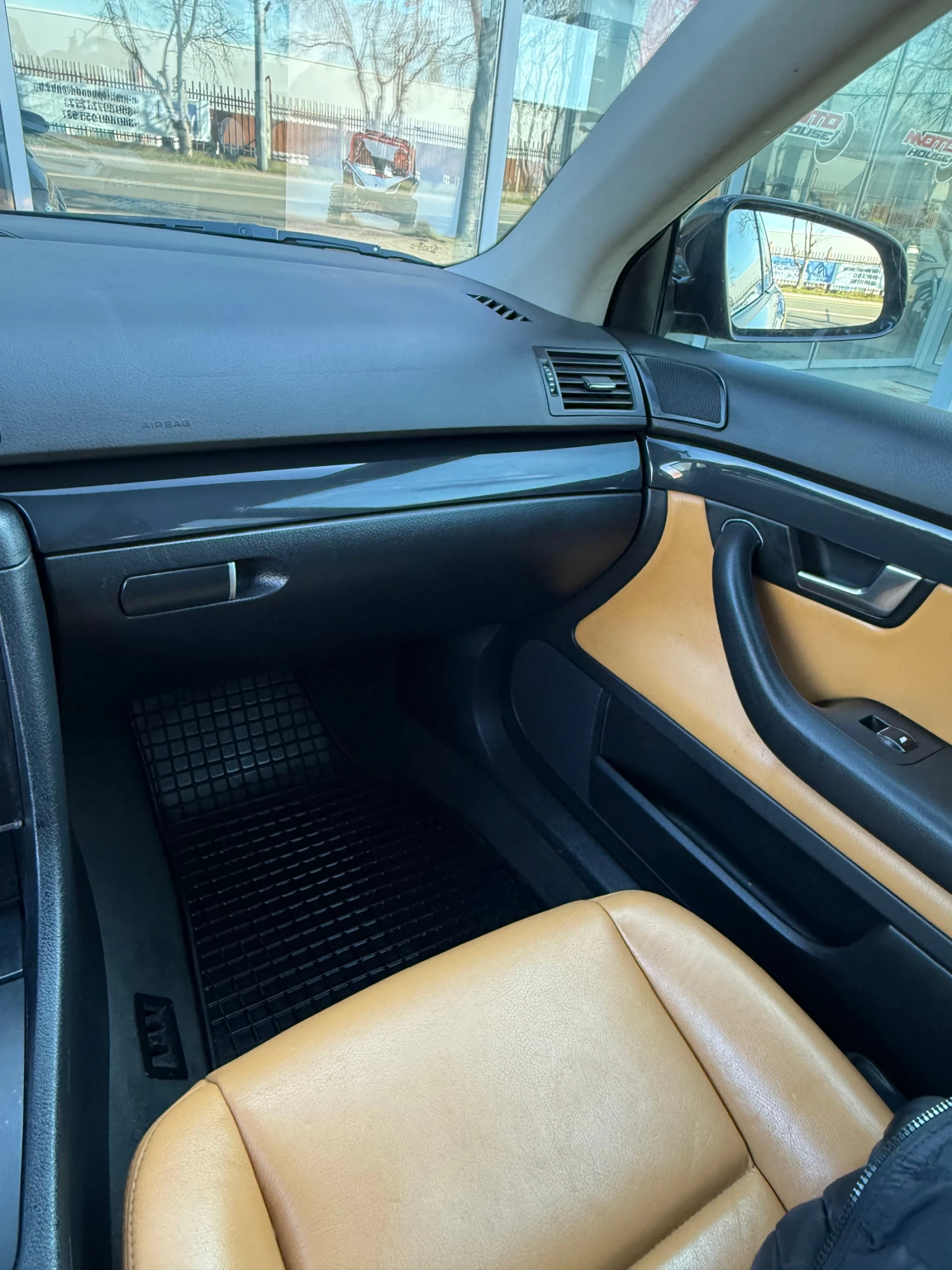 Audi A4 1.9 S-Line, снимка 4 - Автомобили и джипове - 55771920
