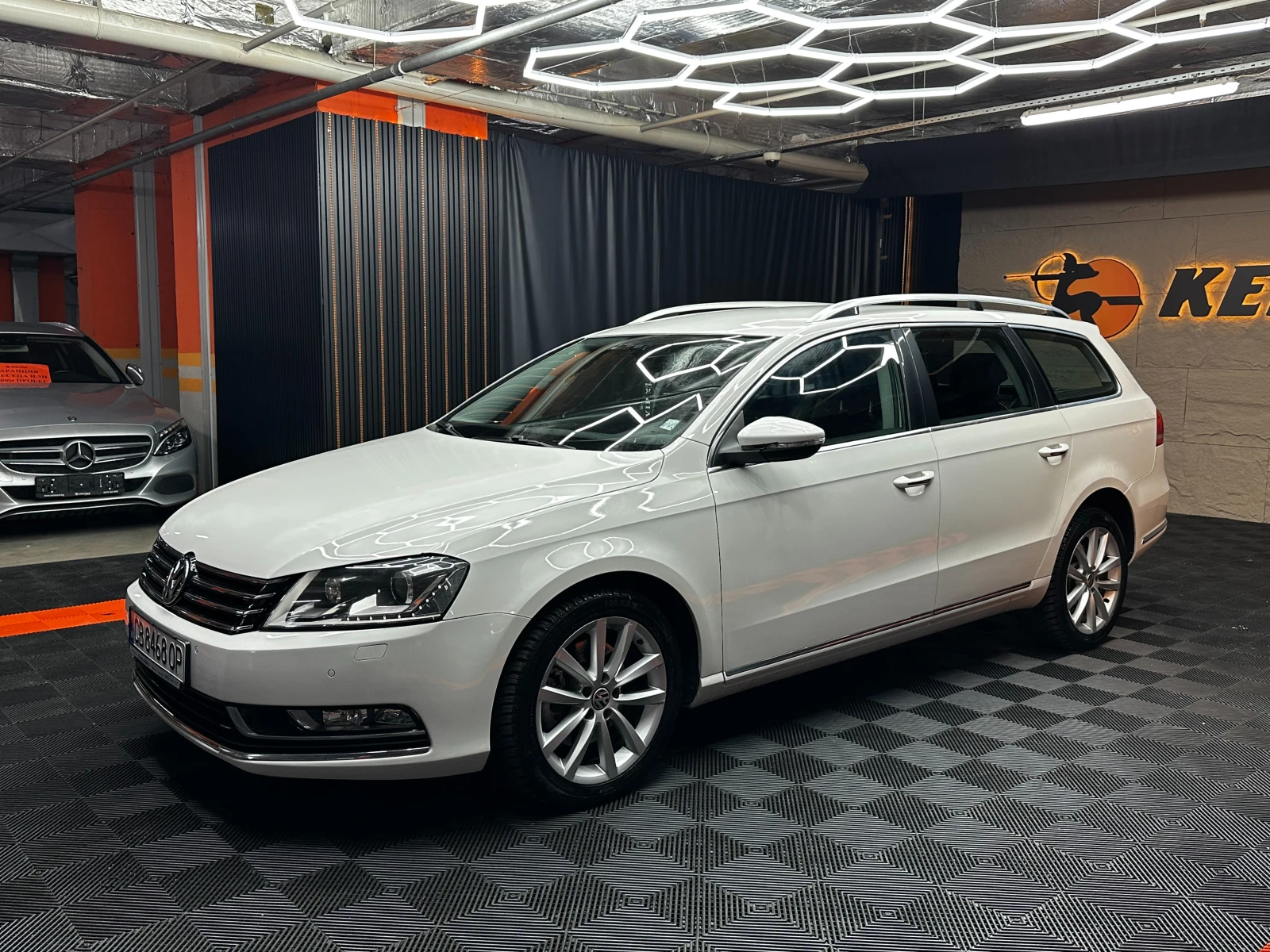 VW Passat 2.0d 140 к.с./ГАРАНЦИЯ, снимка 3 - Автомобили и джипове - 55829636