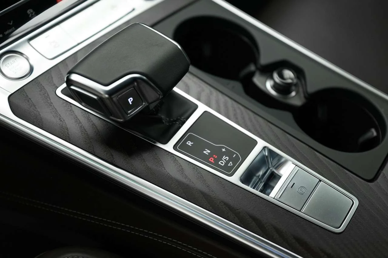 Audi A6 Technik | Massage Seats | Sport Package | 360 Came | Mobile.bg � ����������� 15
