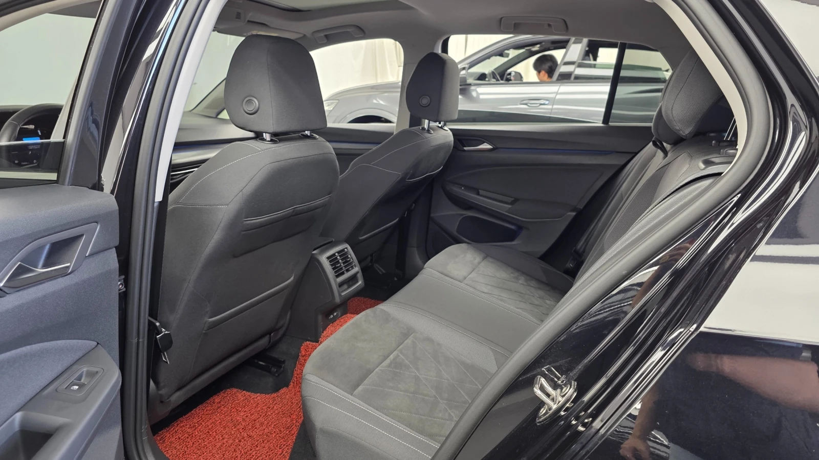 VW Golf 2.0TDI PRESTIGE * DISTR * ������� * HUD * ������ | Mobile.bg � ����������� 9