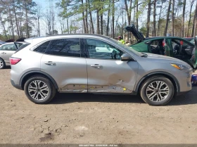 Ford Escape 1.5l Sel, снимка 13