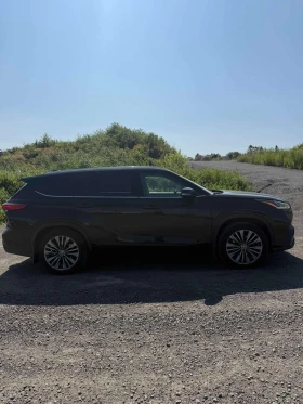 Toyota Highlander * Limited * CARFAX * ОПЦИЯ ЗА ФИНАНСИРАНЕ  | Auto.bg — изображение 3