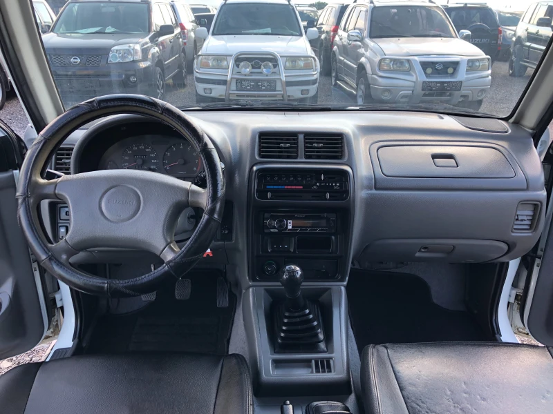 Suzuki Vitara 1.6 16V КЛИМА ГЪРЦИЯ, снимка 15 - Автомобили и джипове - 47013148