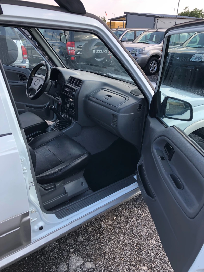 Suzuki Vitara 1.6 16V КЛИМА ГЪРЦИЯ, снимка 14 - Автомобили и джипове - 47013148