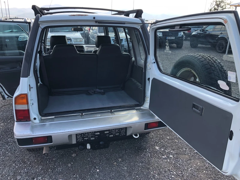 Suzuki Vitara 1.6 16V КЛИМА ГЪРЦИЯ, снимка 11 - Автомобили и джипове - 47013148