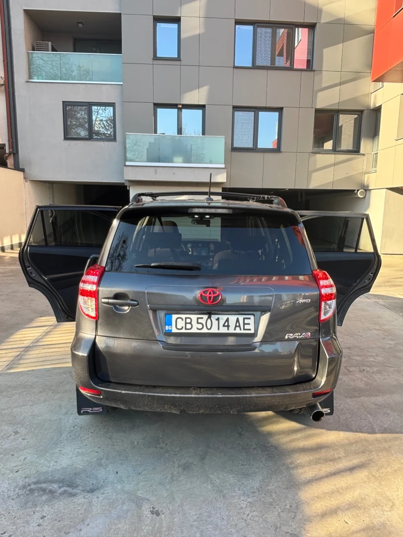 Toyota Rav4 Sport, снимка 4 - Автомобили и джипове - 52737823