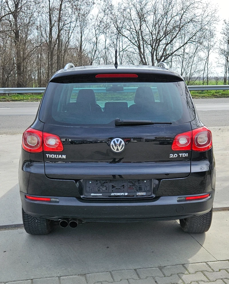 VW Tiguan 2.0TDI* DSG* NAVI, снимка 6 - Автомобили и джипове - 52842682