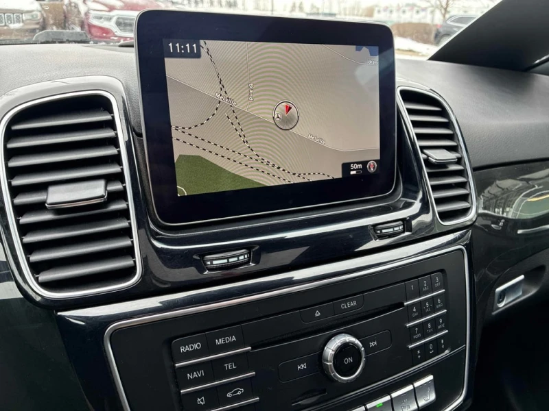 Mercedes-Benz GLE 400 * CARFAX * ПОДГРЕВИ * КАМЕРА * NAVI, снимка 17 - Автомобили и джипове - 53440740