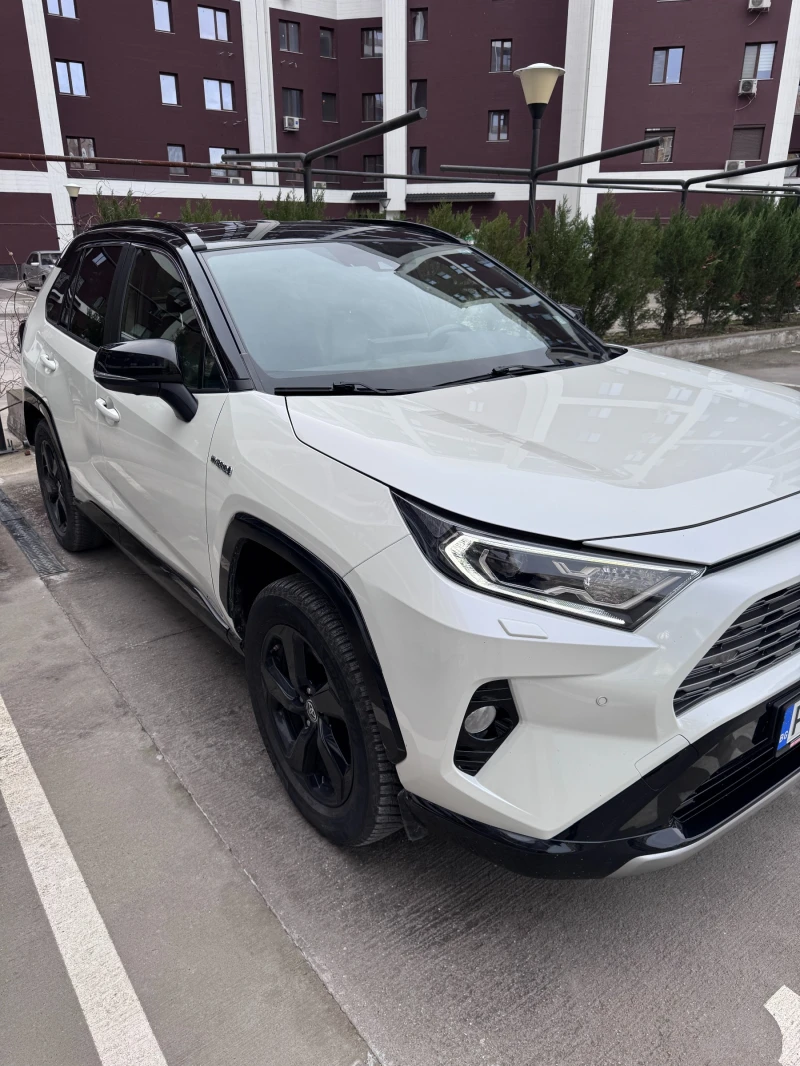 Toyota Rav4 Hybrid /Lane Assist/Distronic/360 Камера, снимка 2 - Автомобили и джипове - 53469054