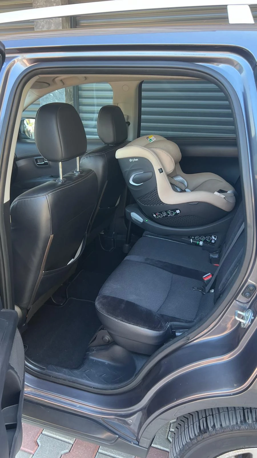 Citroen C-Crosser  - изображение 9