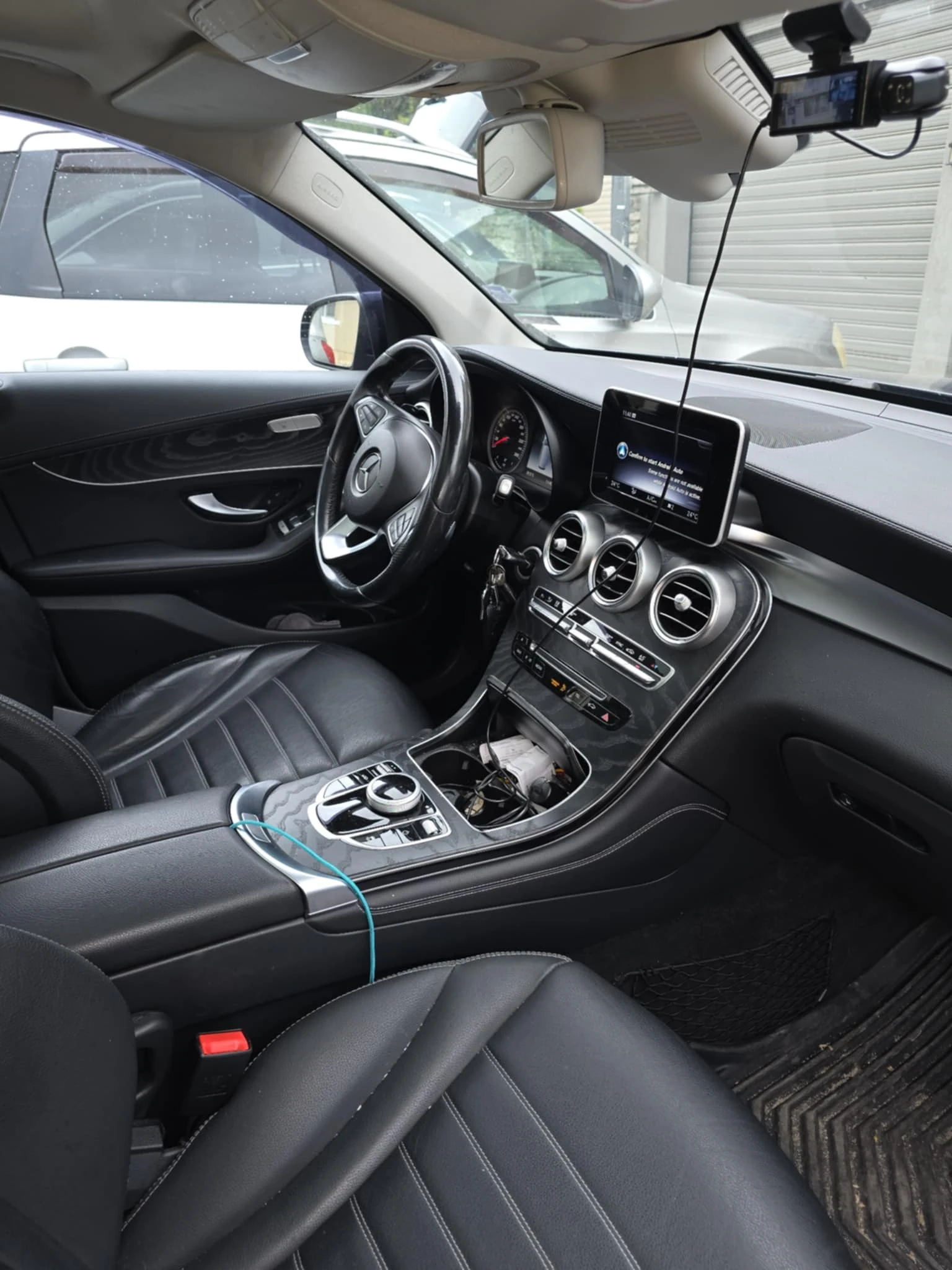 Mercedes-Benz GLC 220  - изображение 7