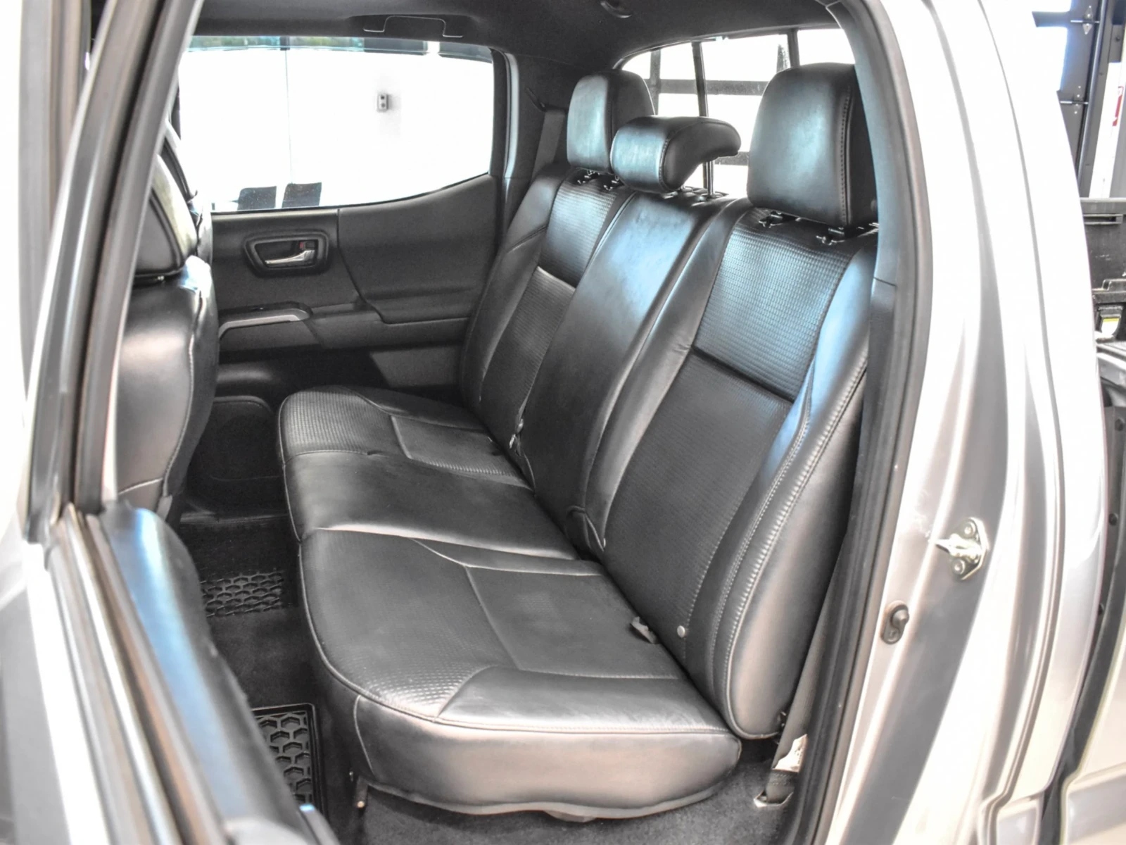 Toyota Tacoma TRD Sport Premium| Leather Seats| Lane Assist|  | Mobile.bg   15