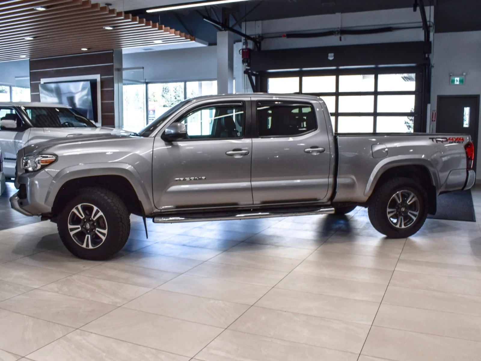 Toyota Tacoma TRD Sport Premium| Leather Seats| Lane Assist|  | Mobile.bg   4