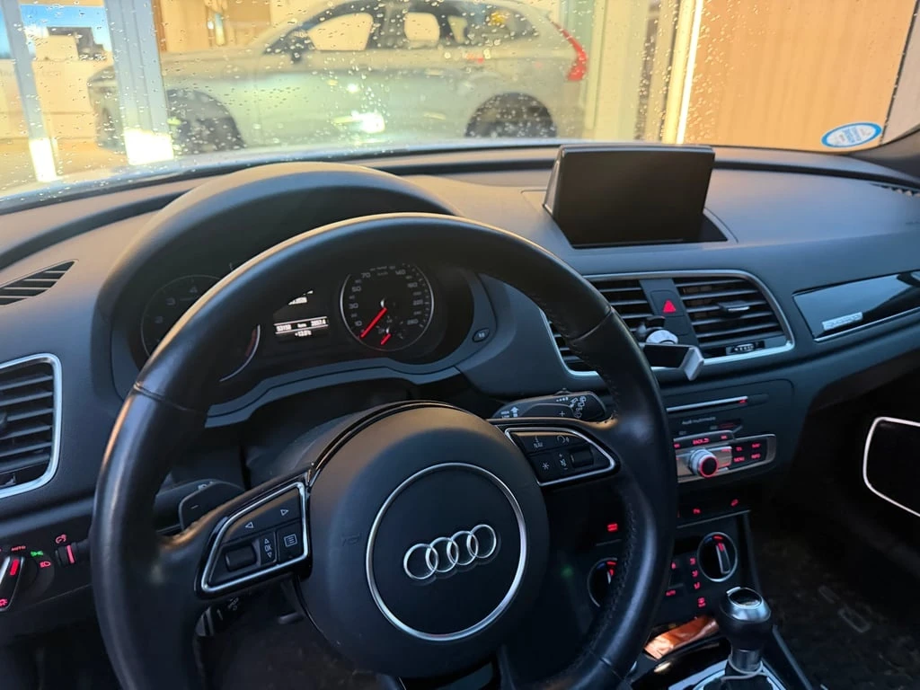 Audi Q3 * Technik * CARFAX * ���� �� �� | Mobile.bg � ����������� 4