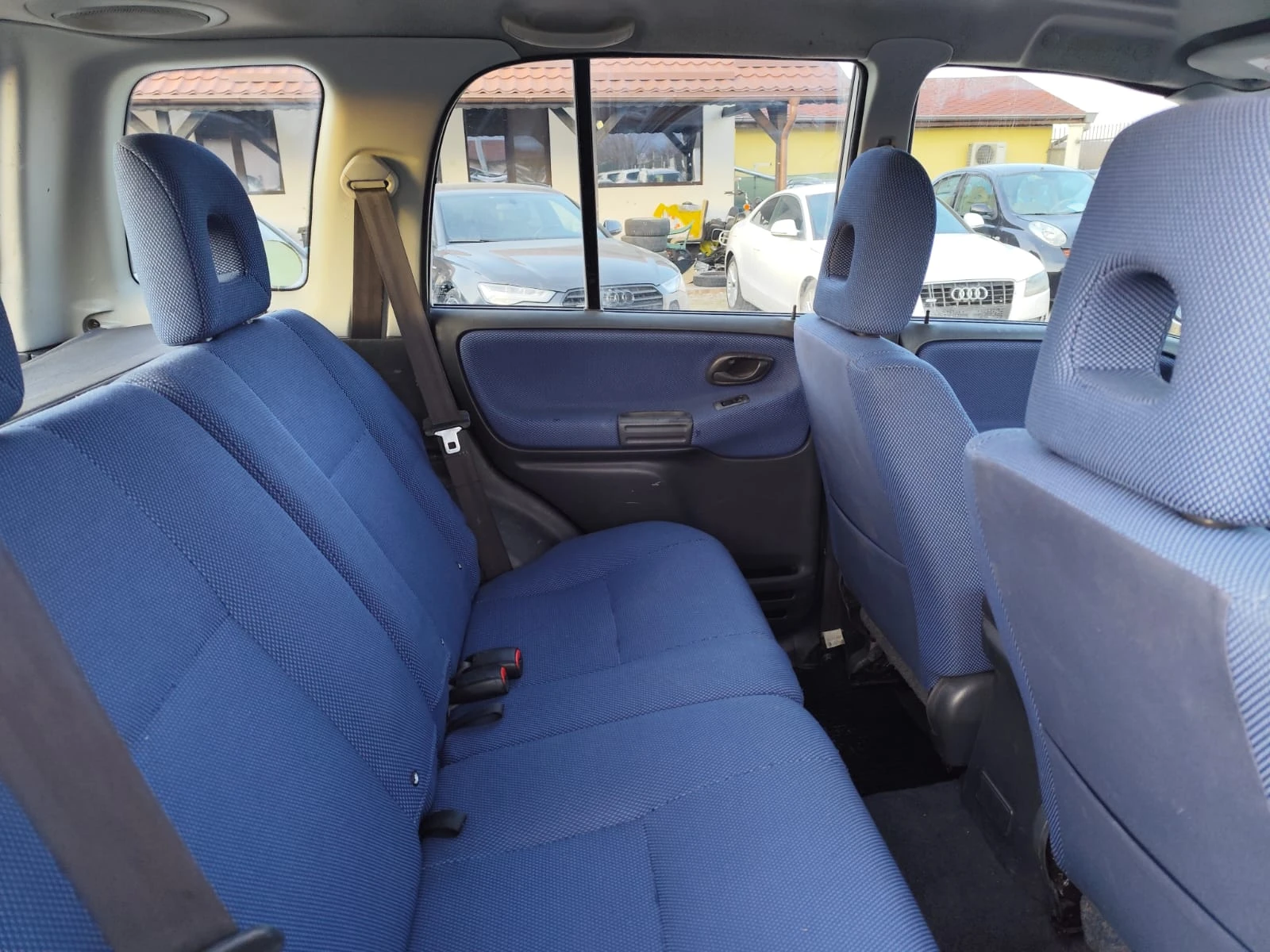 Suzuki Grand vitara 2.0 дизел Италия, снимка 13 - Автомобили и джипове - 53820333