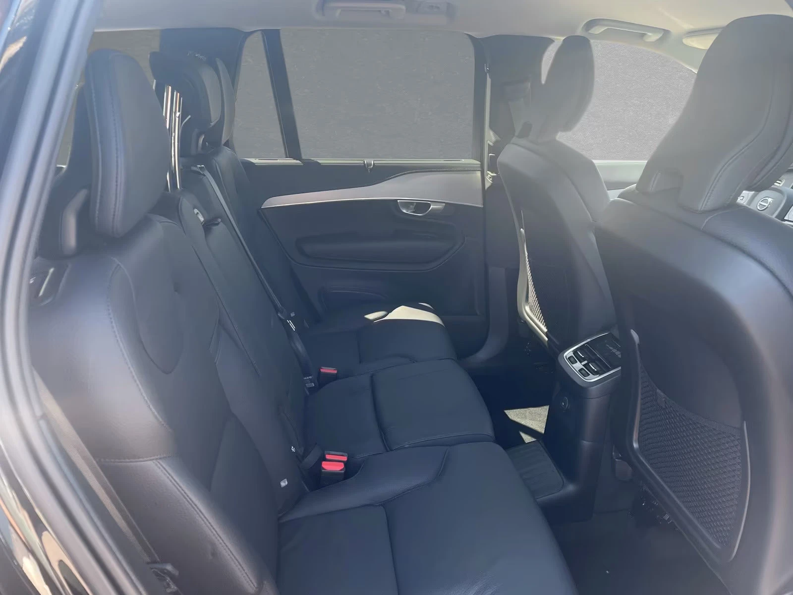 Volvo Xc90 T8/455HP/4X4/RECHARGEPLUS/CAM/ACC/LED/271z, снимка 7 - Автомобили и джипове - 54110202