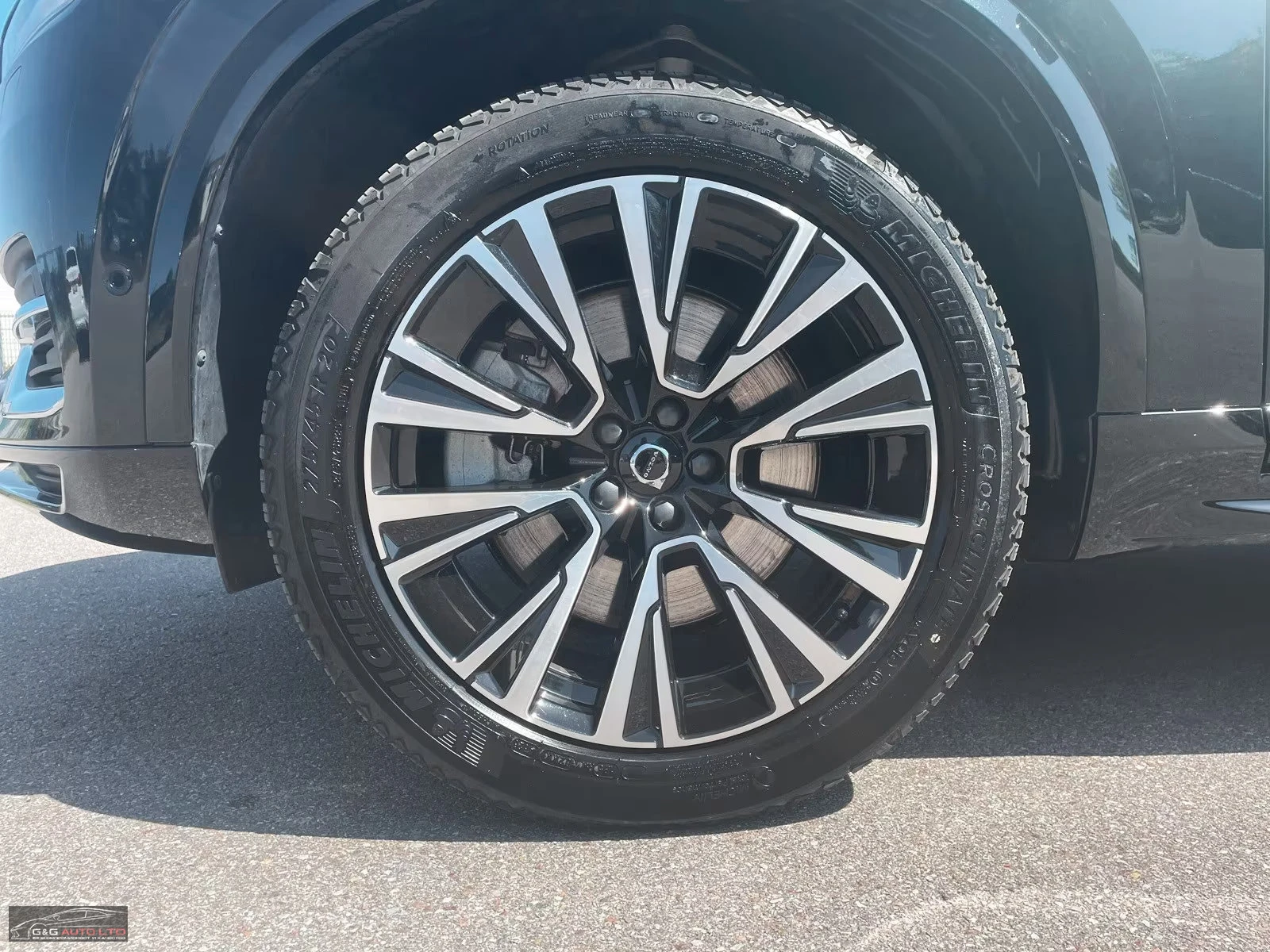 Volvo Xc90 T8/455HP/4X4/RECHARGEPLUS/CAM/ACC/LED/271z, снимка 3 - Автомобили и джипове - 54110202