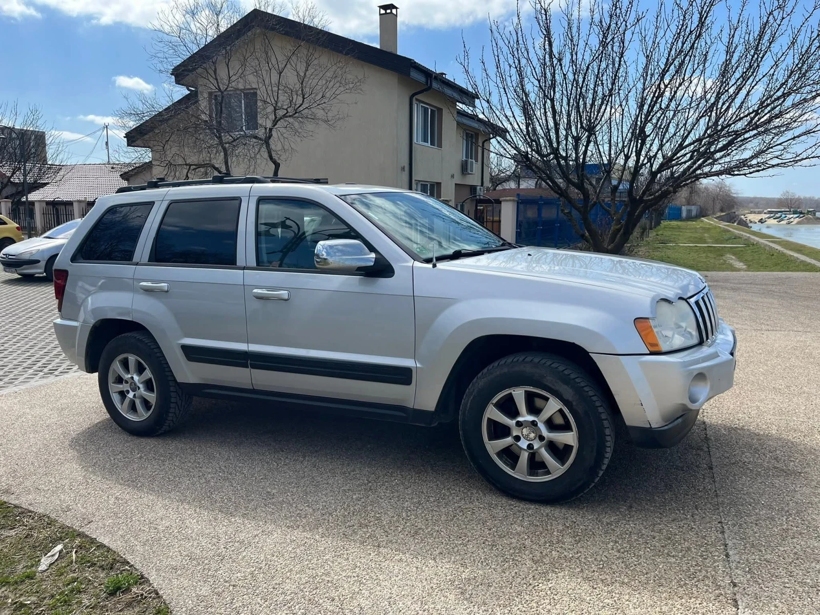 Jeep Grand cherokee, снимка 8 - Автомобили и джипове - 54318366