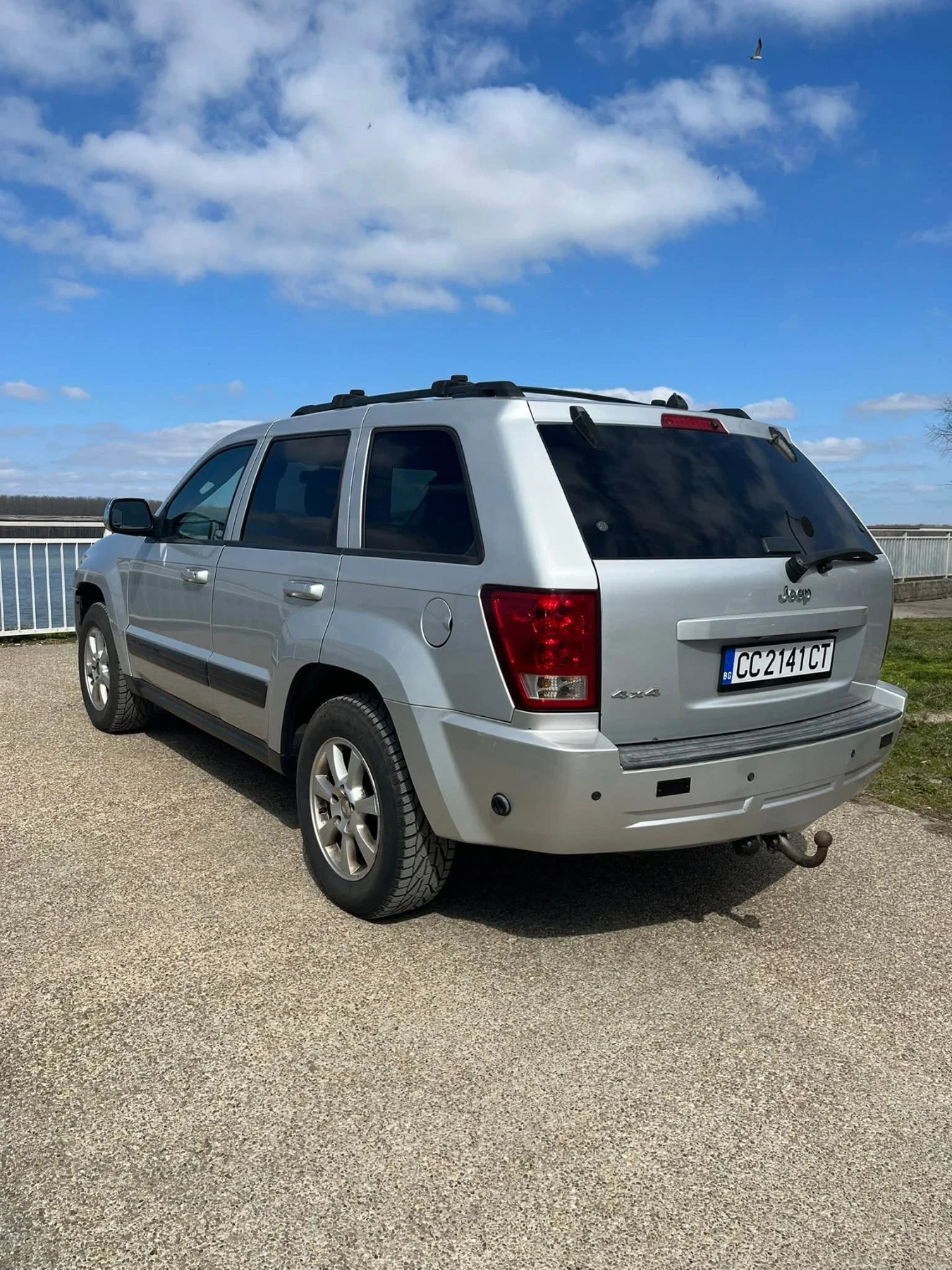 Jeep Grand cherokee, снимка 9 - Автомобили и джипове - 54318366