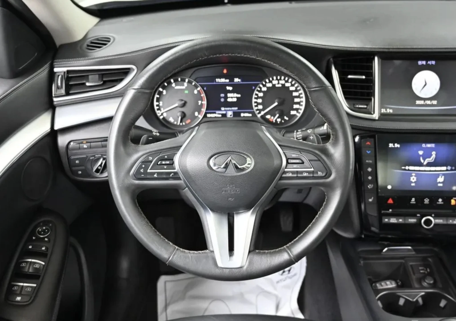 Infiniti QX50 2.0* Pano* Крайна цена* , снимка 11 - Автомобили и джипове - 54837044