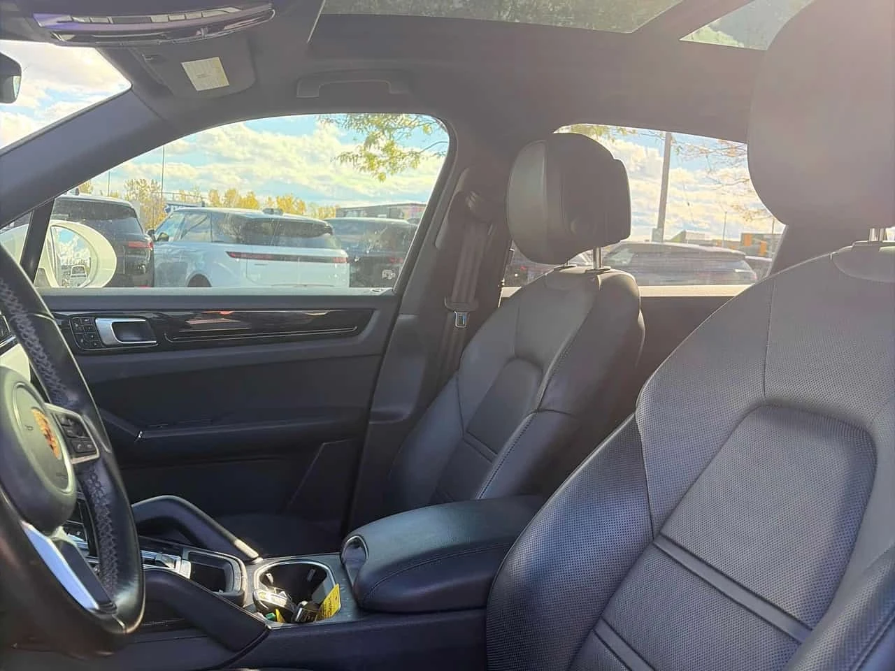 Porsche Cayenne * AWD * ДВА КЛЮЧА * ПОДГРЕВ * KEYLESS * , снимка 7 - Автомобили и джипове - 56426771