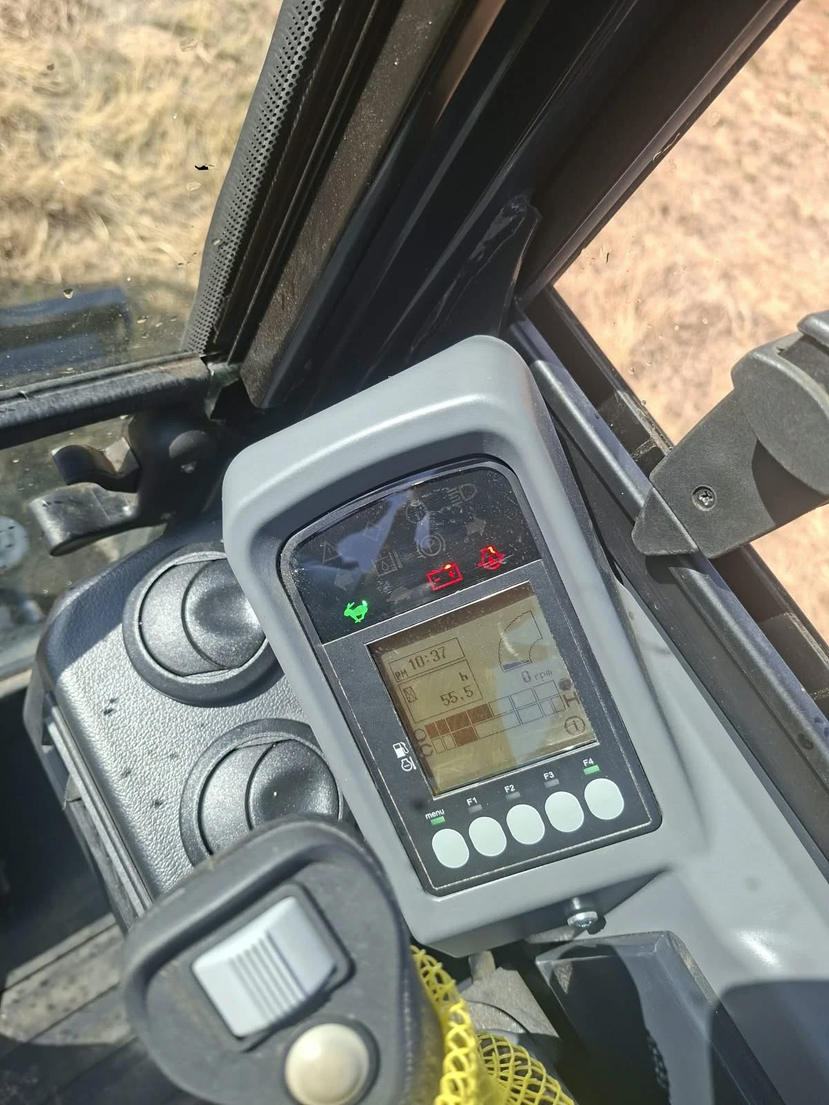 Багер Yanmar VIO 27 LW, снимка 10 - Индустриална техника - 56352770