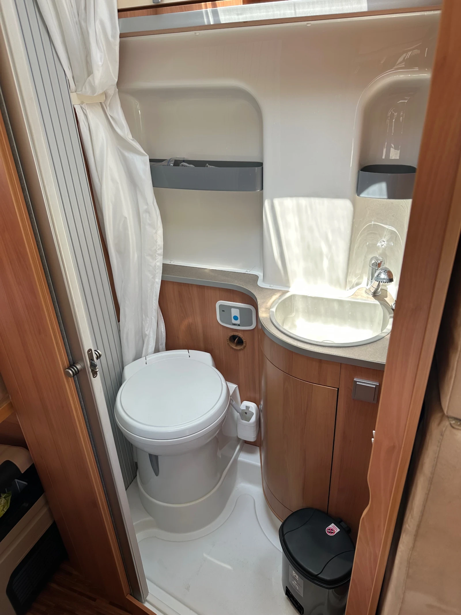  HYMER / ERIBA HYMER CAR 322  | Mobile.bg   16