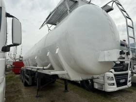 Полуремарке Schwarzmuller DIESEL 33000л, снимка 1