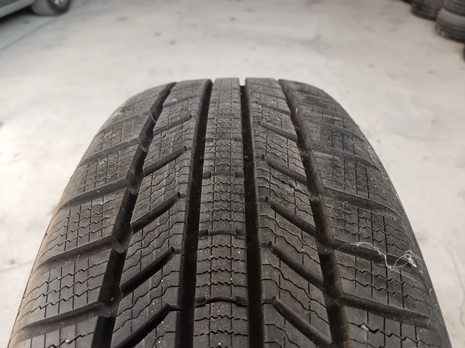  215/60R17 | Mobile.bg   9