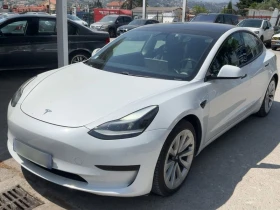 ������ Tesla Model 3