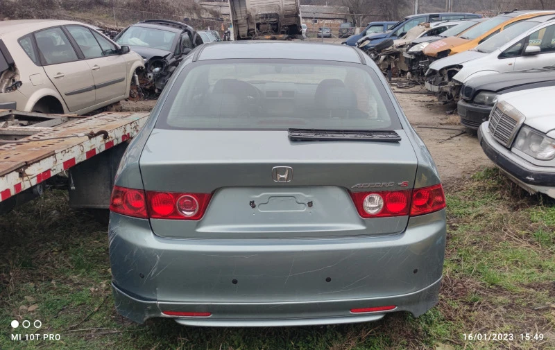 Honda Accord 2.4 i-VTEC Type-S, снимка 2 - Автомобили и джипове - 46654739