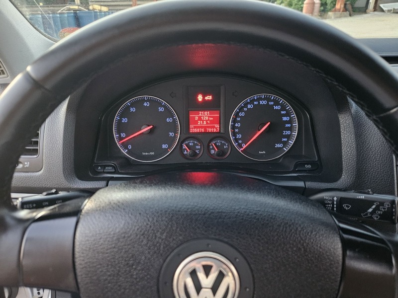VW Golf 1.6 Benz. Gaz. 102ps , снимка 13 - Автомобили и джипове - 46287105