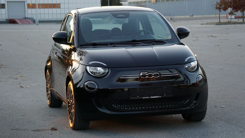 Fiat 500 ICON 3+ 1 КАТО НОВ, снимка 5 - Автомобили и джипове - 47945600