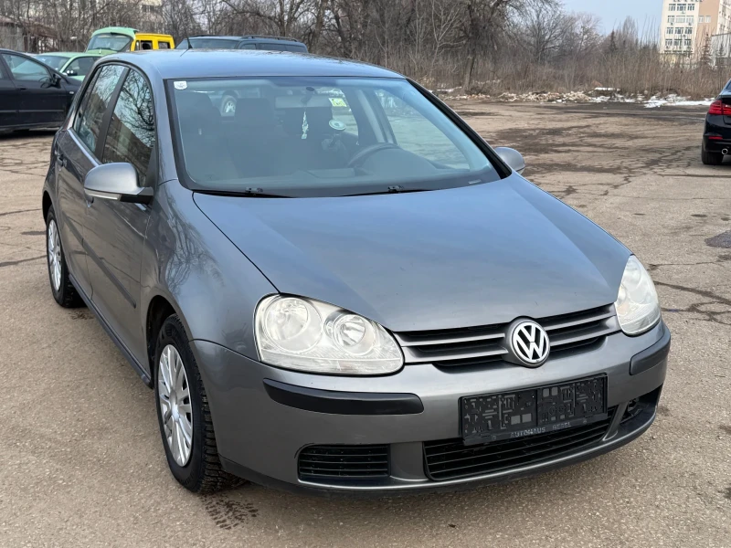 VW Golf, снимка 1 - Автомобили и джипове - 49263851