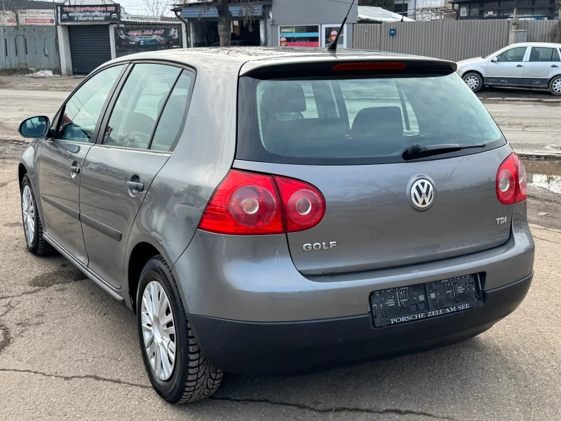 VW Golf, снимка 4 - Автомобили и джипове - 49263851