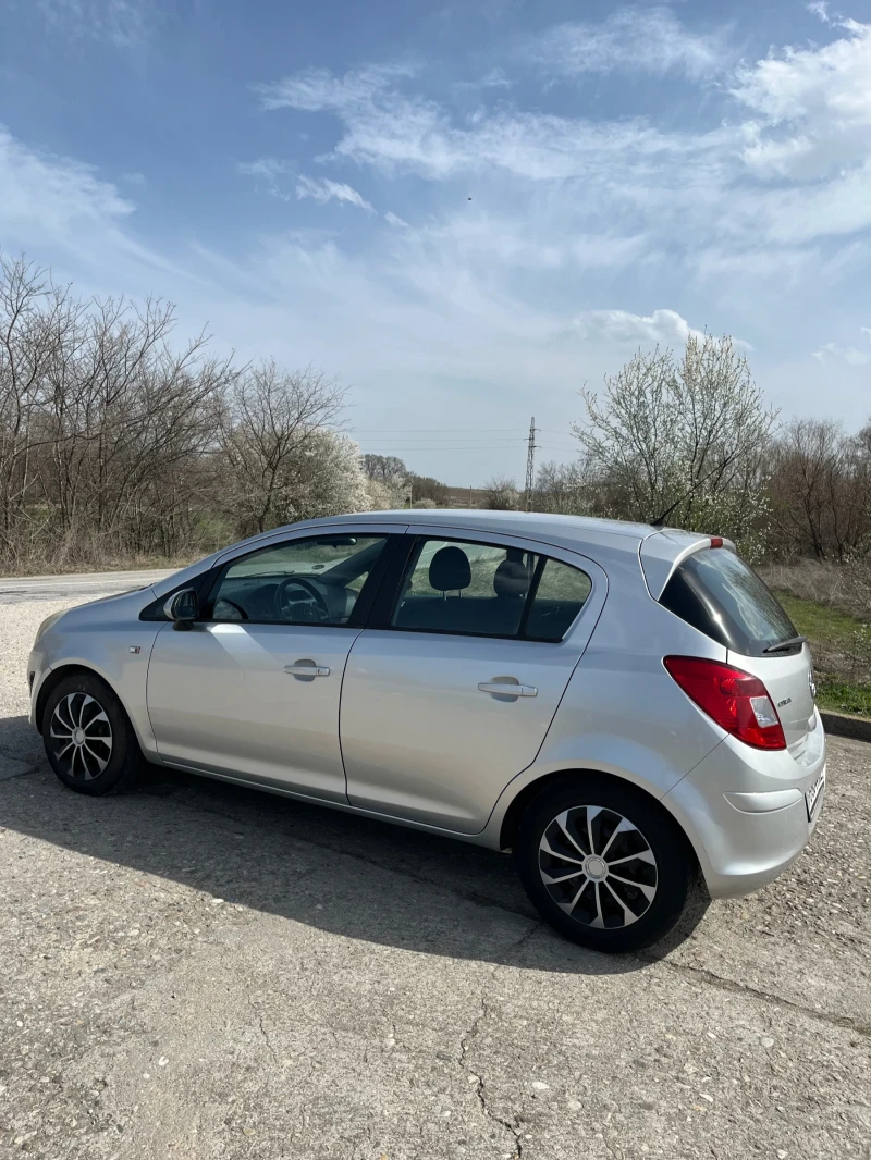 Opel Corsa 1.3 CDTI, снимка 5 - Автомобили и джипове - 49516293