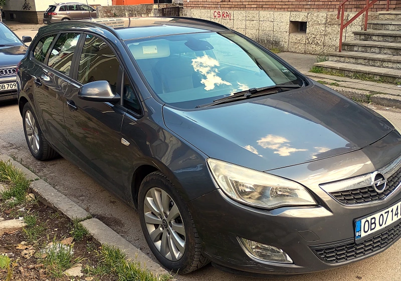 Opel Astra  Cosmo, снимка 4 - Автомобили и джипове - 52213401