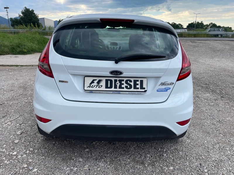 Ford Fiesta 1.4HDI-70-ITALIA, снимка 10 - Автомобили и джипове - 50479519