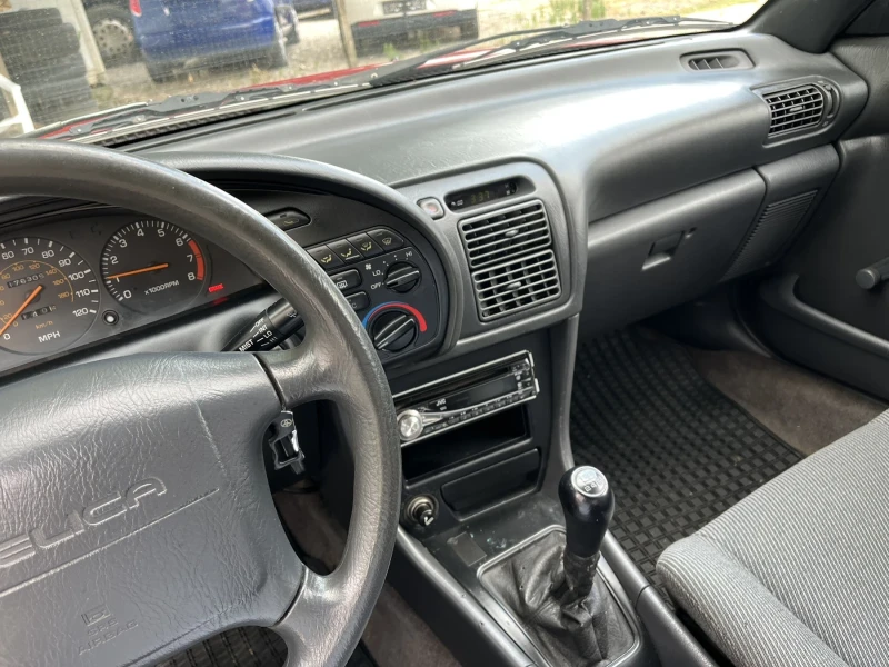 Toyota Celica 1.6 Б 125 KC КЛИМАТИК, снимка 12 - Автомобили и джипове - 51515085