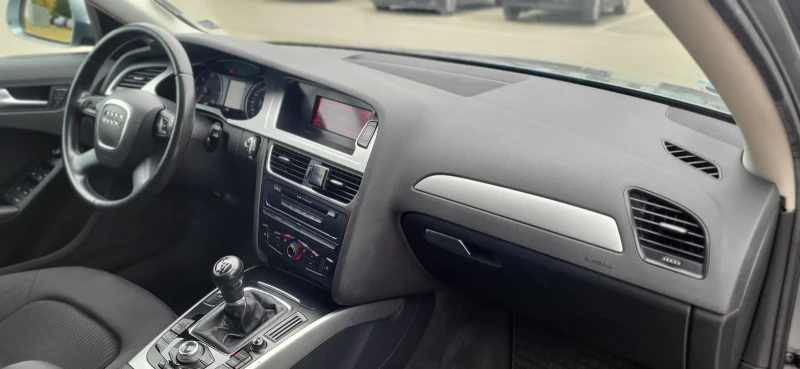 Audi A4 2.0 Avant TDI, снимка 10 - Автомобили и джипове - 52149293