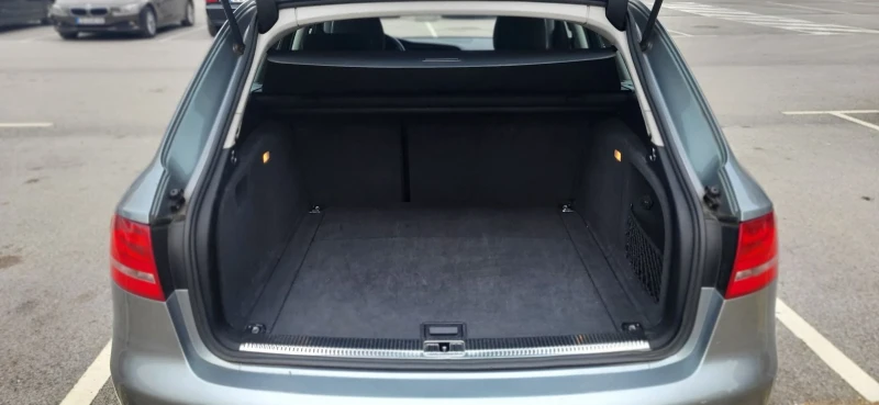 Audi A4 2.0 Avant TDI, снимка 8 - Автомобили и джипове - 52149293