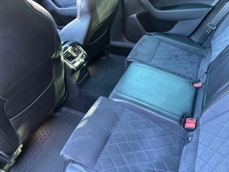 Skoda Superb 2.0 TDI 4X4 SPORTLINE, снимка 13 - Автомобили и джипове - 52951579