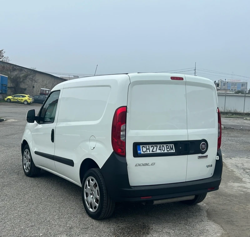Fiat Doblo 1.4 Бензин-Метан Топ Напълно Обслужен , снимка 10 - Автомобили и джипове - 52647824