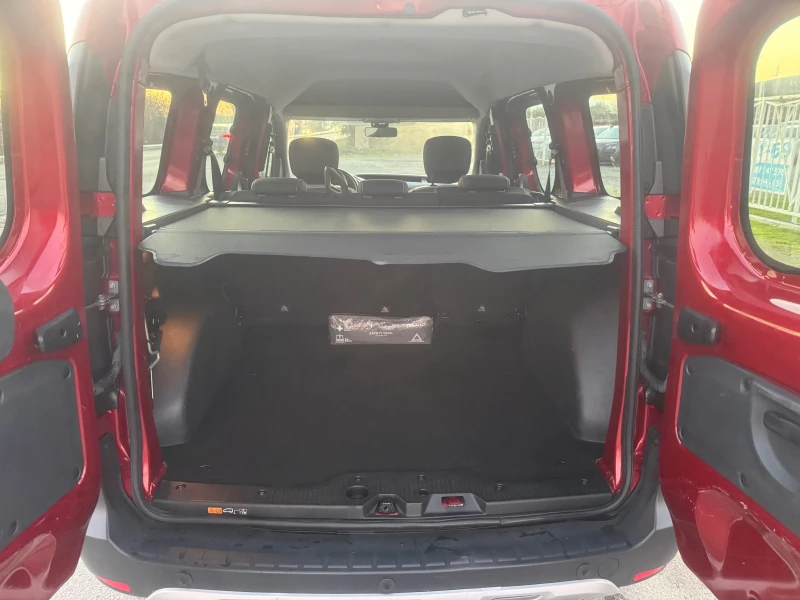 Dacia Dokker NAVI STEPWAY ШВЕЙЦАРИЯ, снимка 13 - Автомобили и джипове - 52809308
