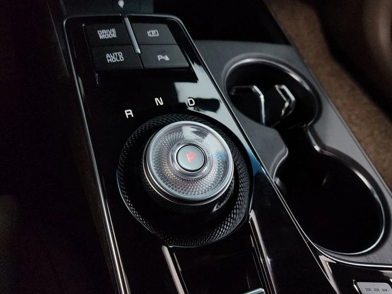 Kia K8 * 2.5* SIGNATURE* SPECIAL* ЦЕНАДОБГ* БЕЗИНЦИДЕНТИ*, снимка 9 - Автомобили и джипове - 55594960