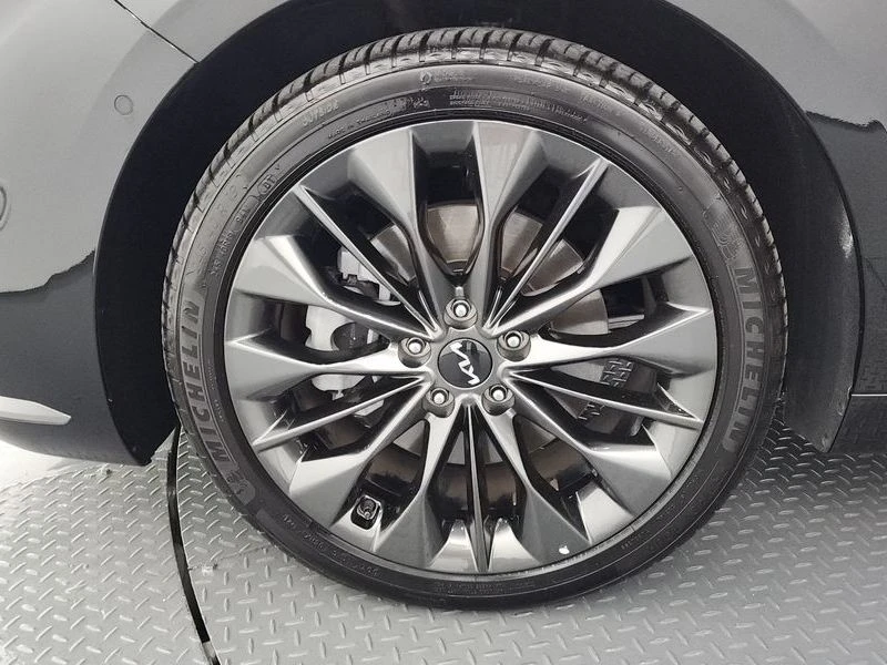 Kia K8 * 2.5* SIGNATURE* SPECIAL* ЦЕНАДОБГ* БЕЗИНЦИДЕНТИ*, снимка 5 - Автомобили и джипове - 55594960