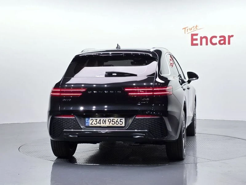 Genesis GV70 2.2 Diesel AWD| 202к.с.| ВКЛ.ТЕХНОТЕСТ, снимка 4 - Автомобили и джипове - 55638651