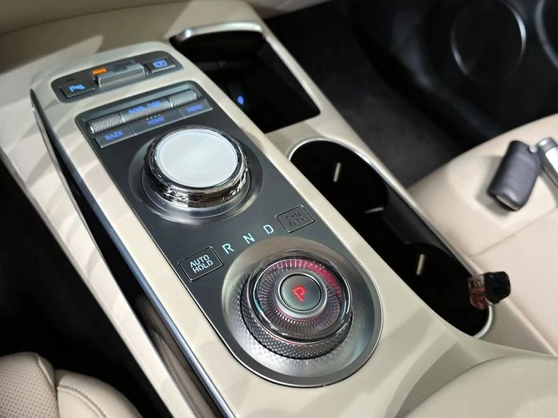 Genesis GV70 2.2 Diesel AWD| 202к.с.| ВКЛ.ТЕХНОТЕСТ, снимка 9 - Автомобили и джипове - 55638651